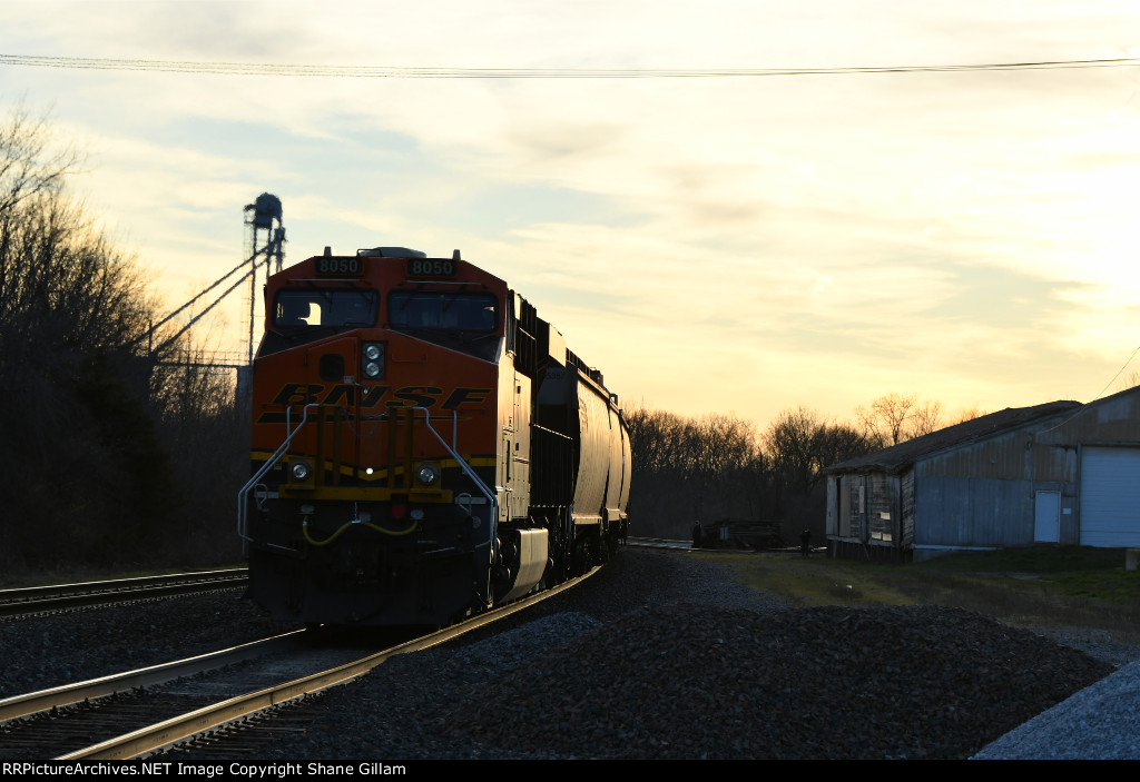 BNSF 8050